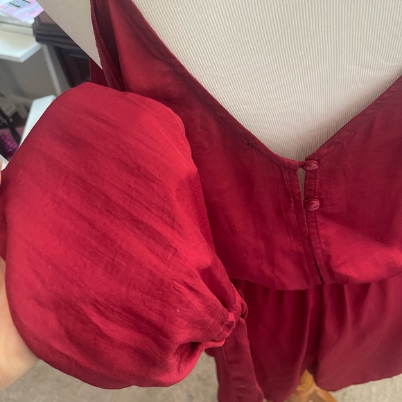 Cut Out Romper - Picture 4 of 8